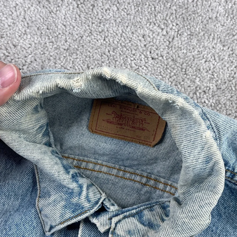Vintage Levis Denim Jacket Mens 40R Blue Trucker Biker‎ Harley Made in USA 70506